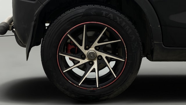 View Mahindra XUV300 Image 24 Used Mahindra XUV300 Image 24