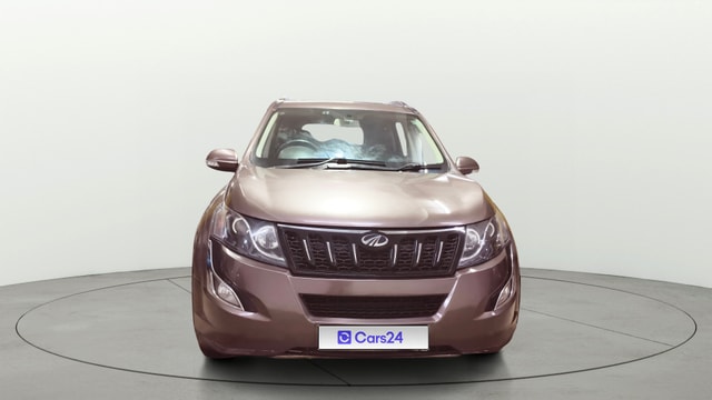 View Mahindra XUV500 Image 1 Used Mahindra XUV500 Image 1