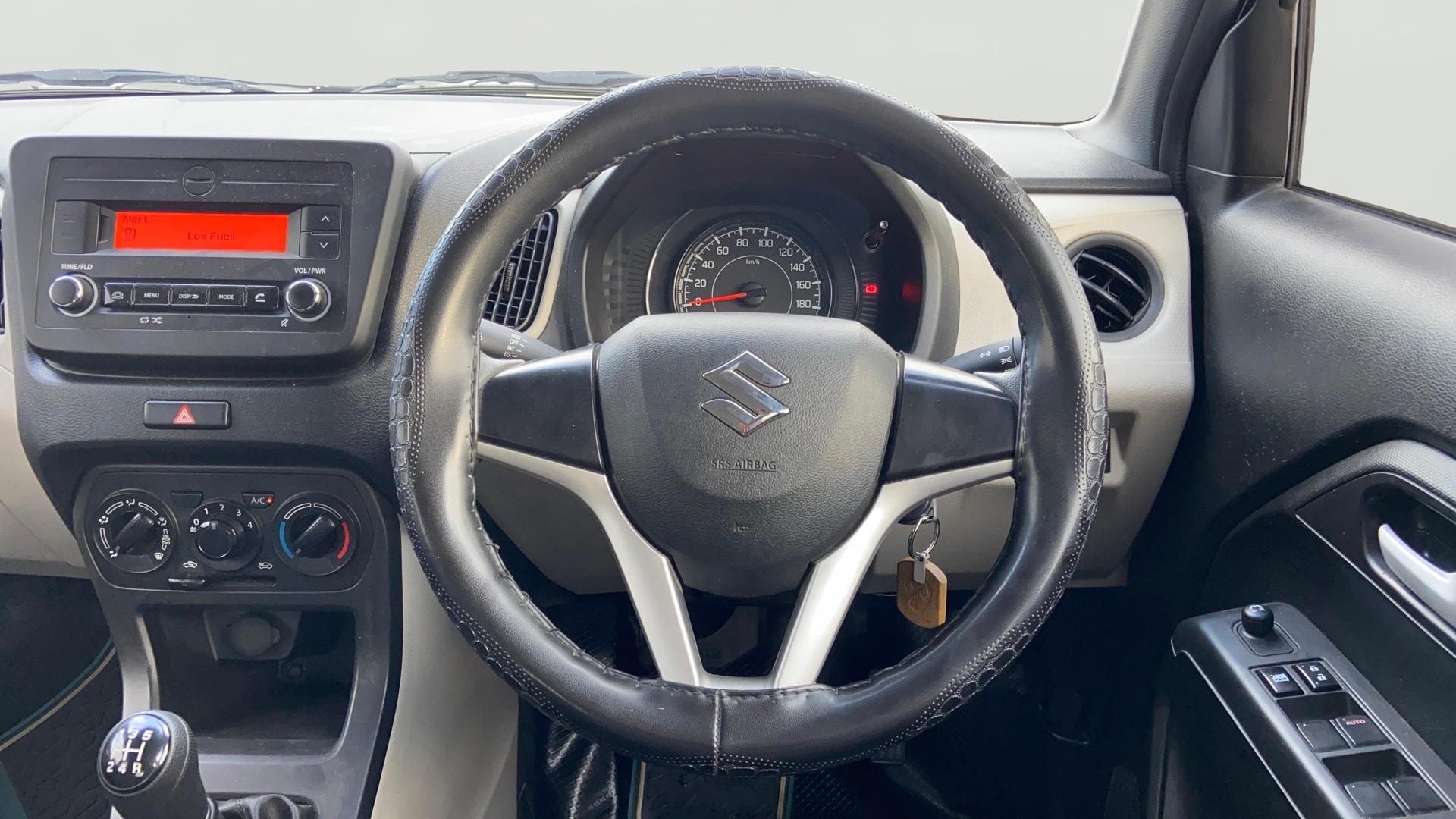 View 2025 Maruti Suzuki 1000 Base Variant Image 20 Used 2025 Maruti Suzuki 1000 Base Variant Image 20