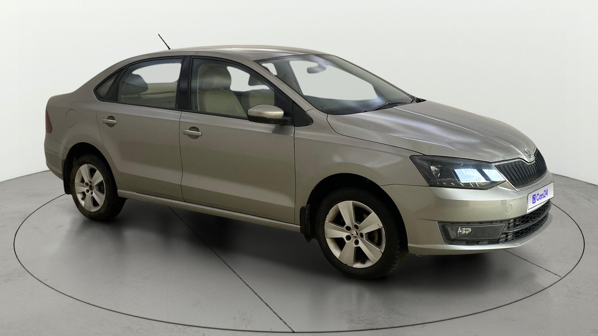 View 2017 Skoda Rapid 1.6 MPI Style Petrol AT BS IV Image 21 Used 2017 Skoda Rapid 1.6 MPI Style Petrol AT BS IV Image 21