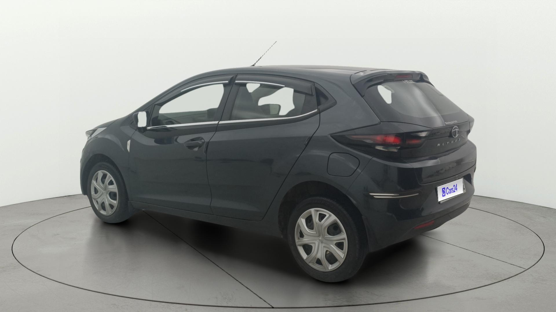 View 2021 Tata Altroz XM Plus Petrol Image 2 Used 2021 Tata Altroz XM Plus Petrol Image 2