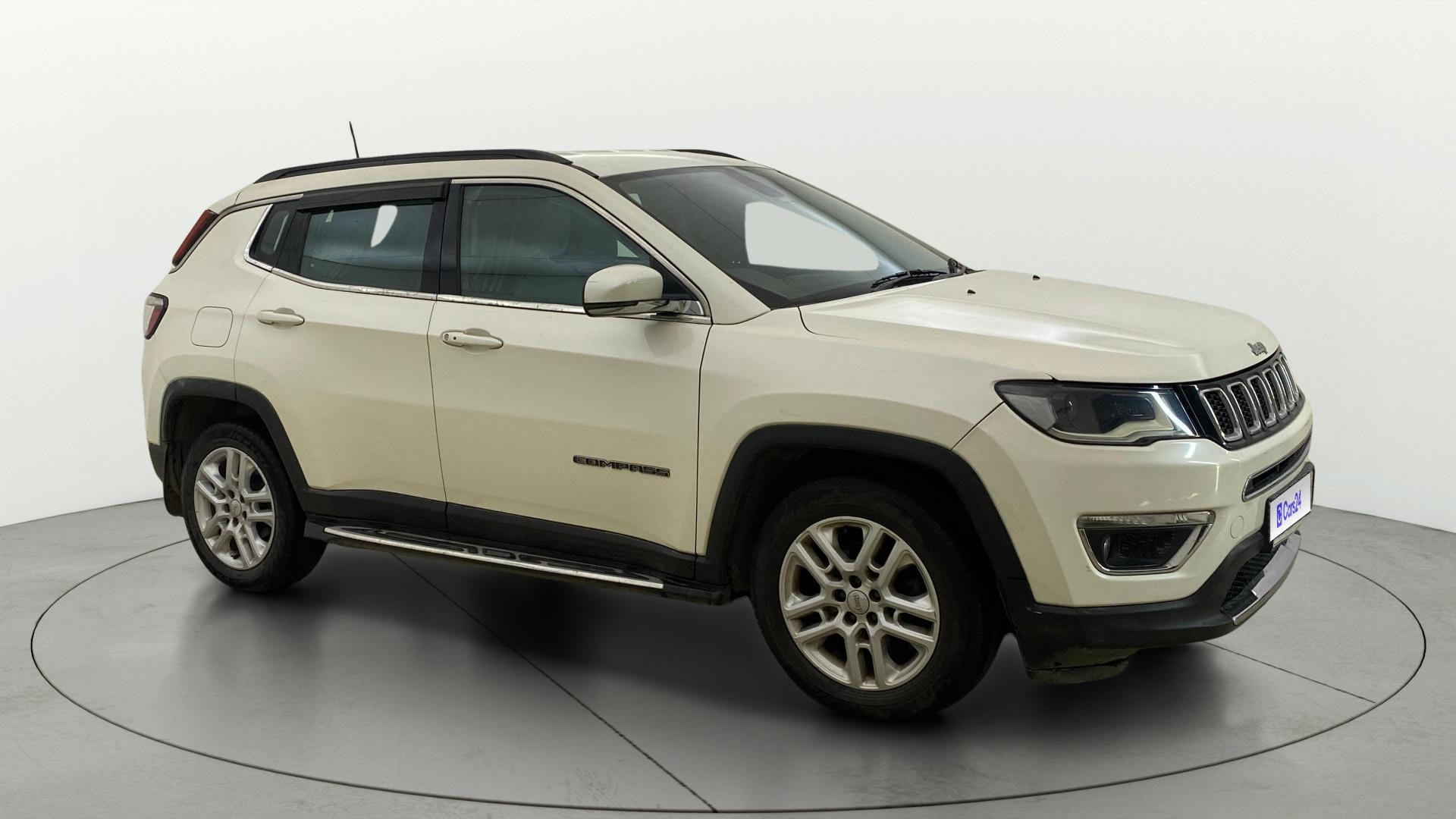 View 2017 Jeep Compass Limited 4X4 2.0 Diesel BS IV Image 21 Used 2017 Jeep Compass Limited 4X4 2.0 Diesel BS IV Image 21