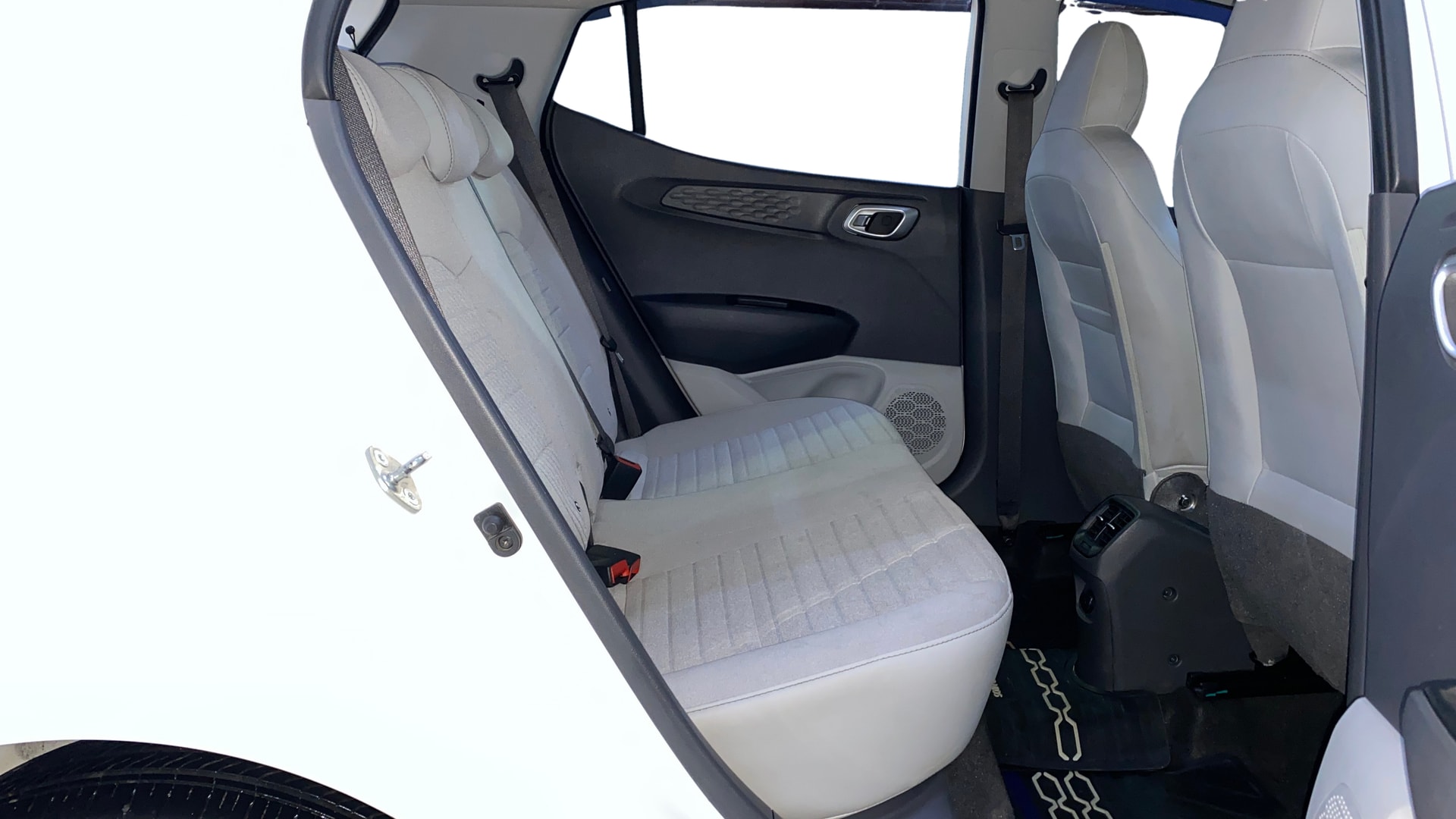 View 2023 Hyundai Grand i10 Nios Asta Petrol AMT Image 38 Used 2023 Hyundai Grand i10 Nios Asta Petrol AMT Image 38