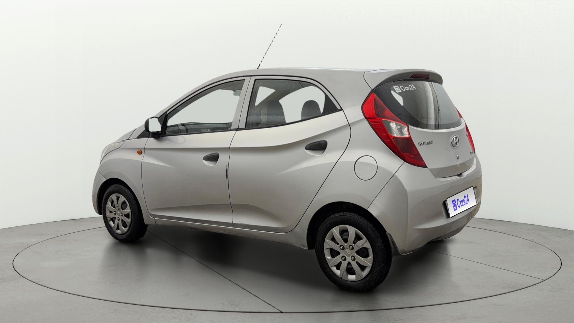 View 2015 Hyundai EON Magna Plus Image 2 Used 2015 Hyundai EON Magna Plus Image 2