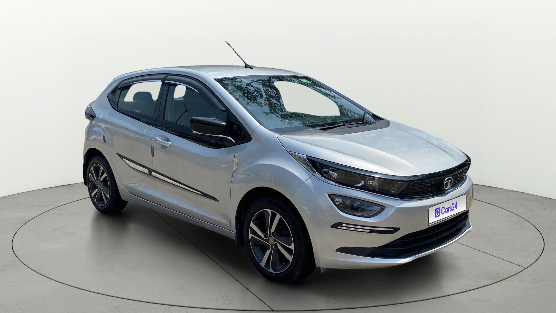 View 2020 Tata Altroz XZ Petrol Image 37 Used 2020 Tata Altroz XZ Petrol Image 37