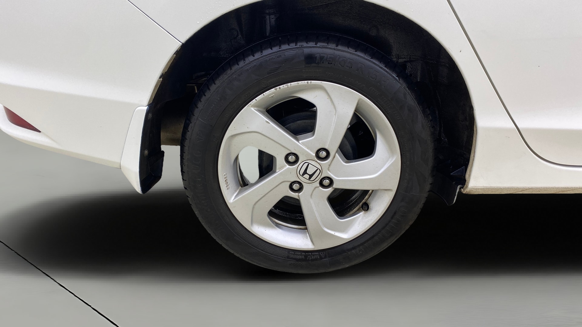 View 2014 Honda City ZX MT Diesel Anniversary Edition Image 33 Used 2014 Honda City ZX MT Diesel Anniversary Edition Image 33