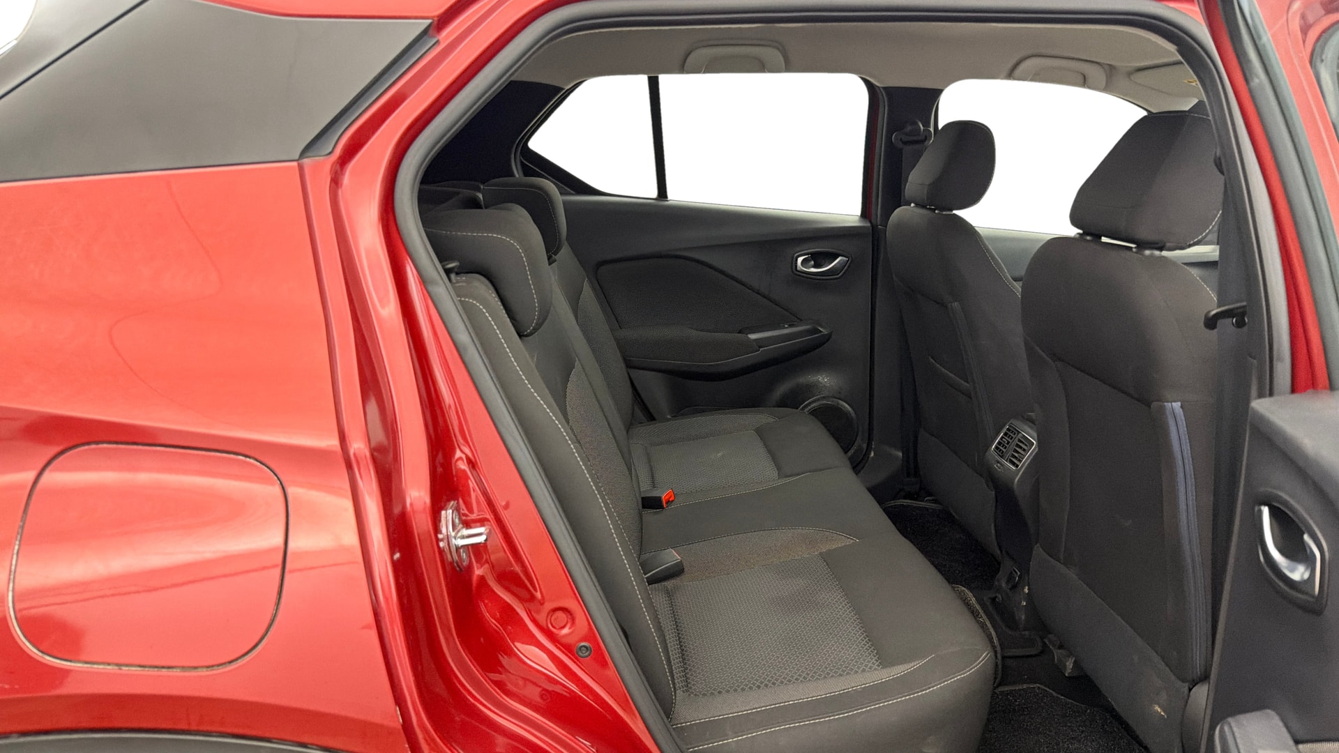 Used 2020 Nissan Kicks Used 2020 Nissan Kicks
