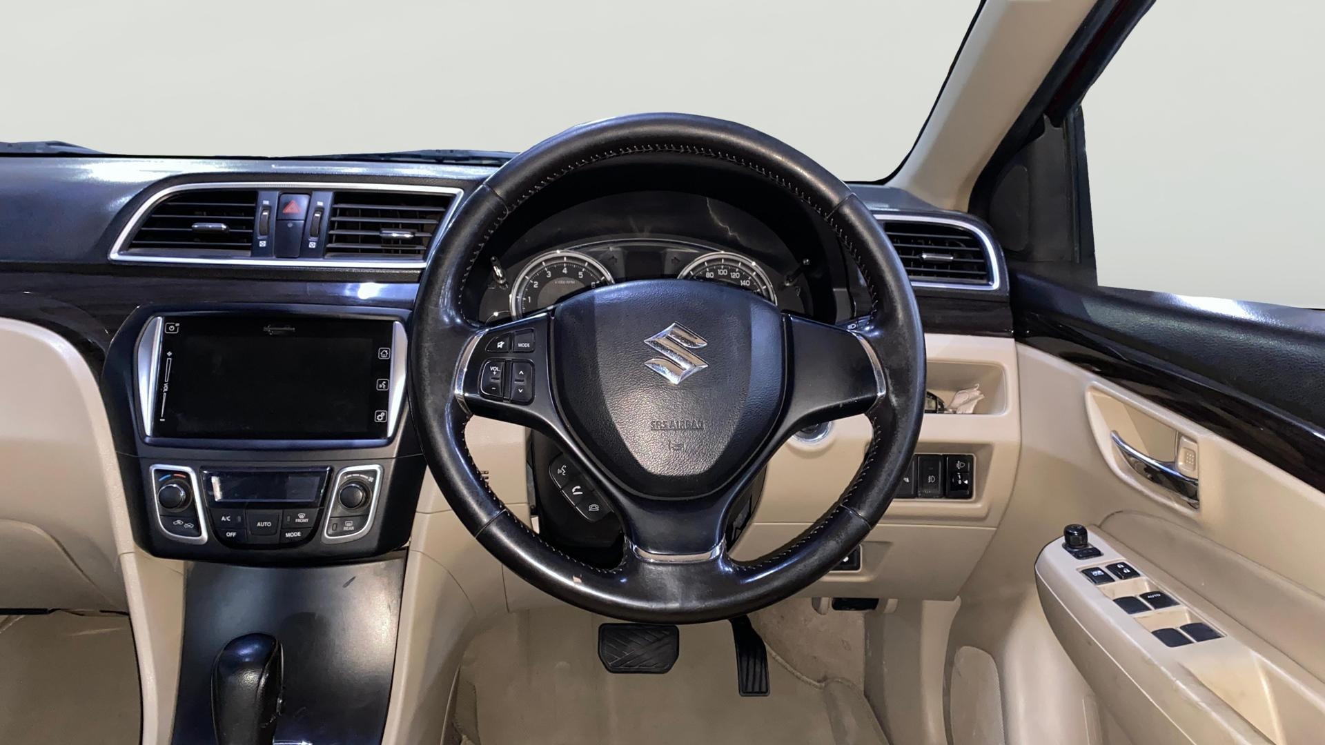 View 2017 Maruti Suzuki 1000 Base Variant Image 12 Used 2017 Maruti Suzuki 1000 Base Variant Image 12