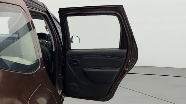 View Renault Duster Image 7 Used Renault Duster Image 7