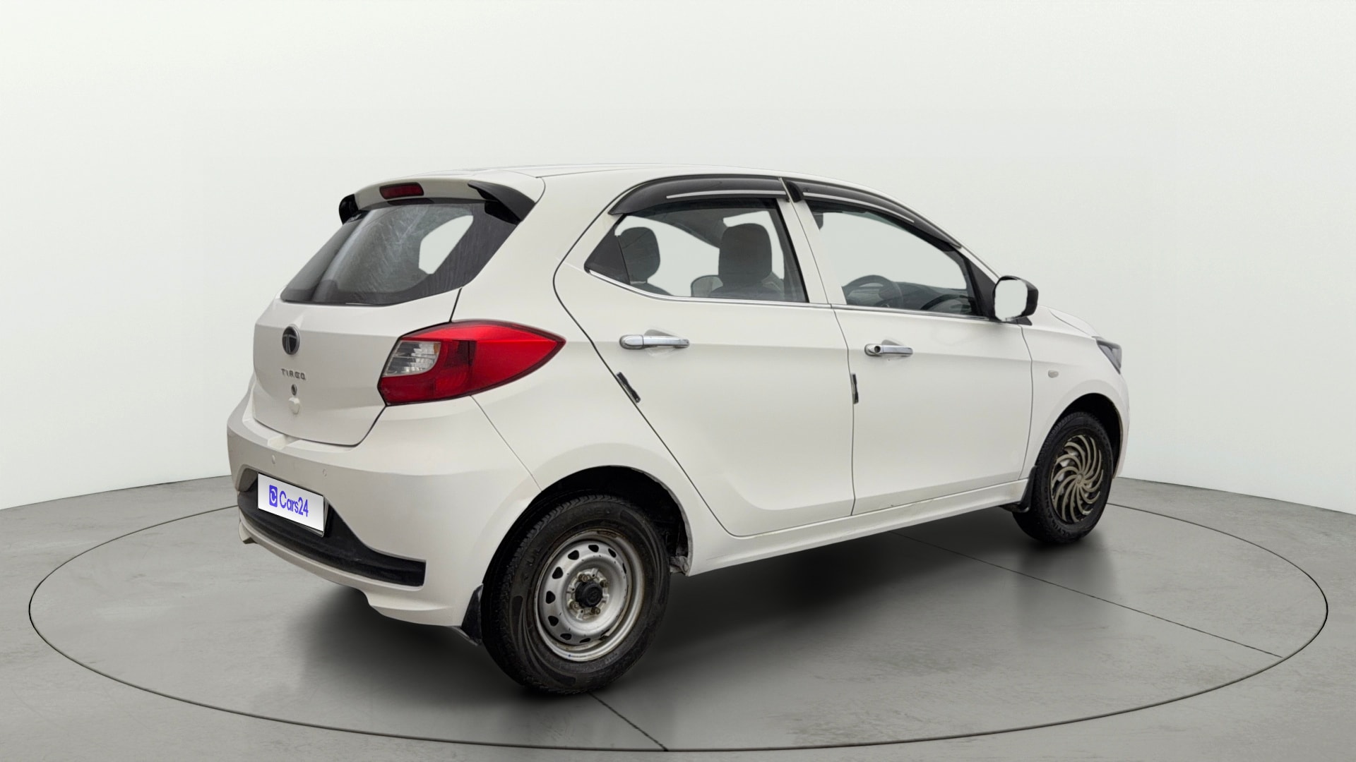 View 2025 Tata Tiago Revotorq XB Image 41 Used 2025 Tata Tiago Revotorq XB Image 41