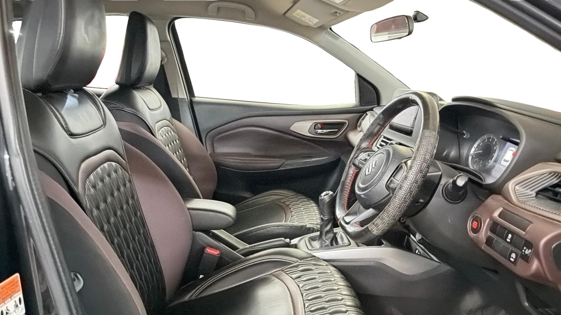 View 2024 Maruti Suzuki 1000 Base Variant Image 26 Used 2024 Maruti Suzuki 1000 Base Variant Image 26