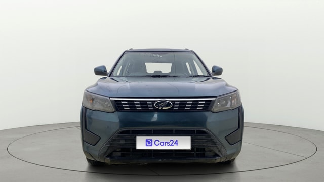 View Mahindra XUV300 Image 1 Used Mahindra XUV300 Image 1