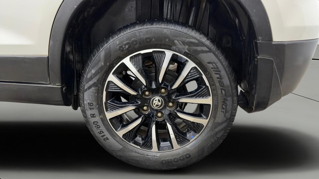 View Toyota Urban Cruiser Image 8 Used Toyota Urban Cruiser Image 8