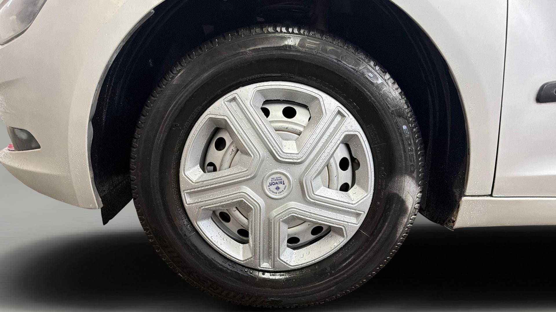 View 2020 Tata Altroz XM Petrol Image 27 Used 2020 Tata Altroz XM Petrol Image 27