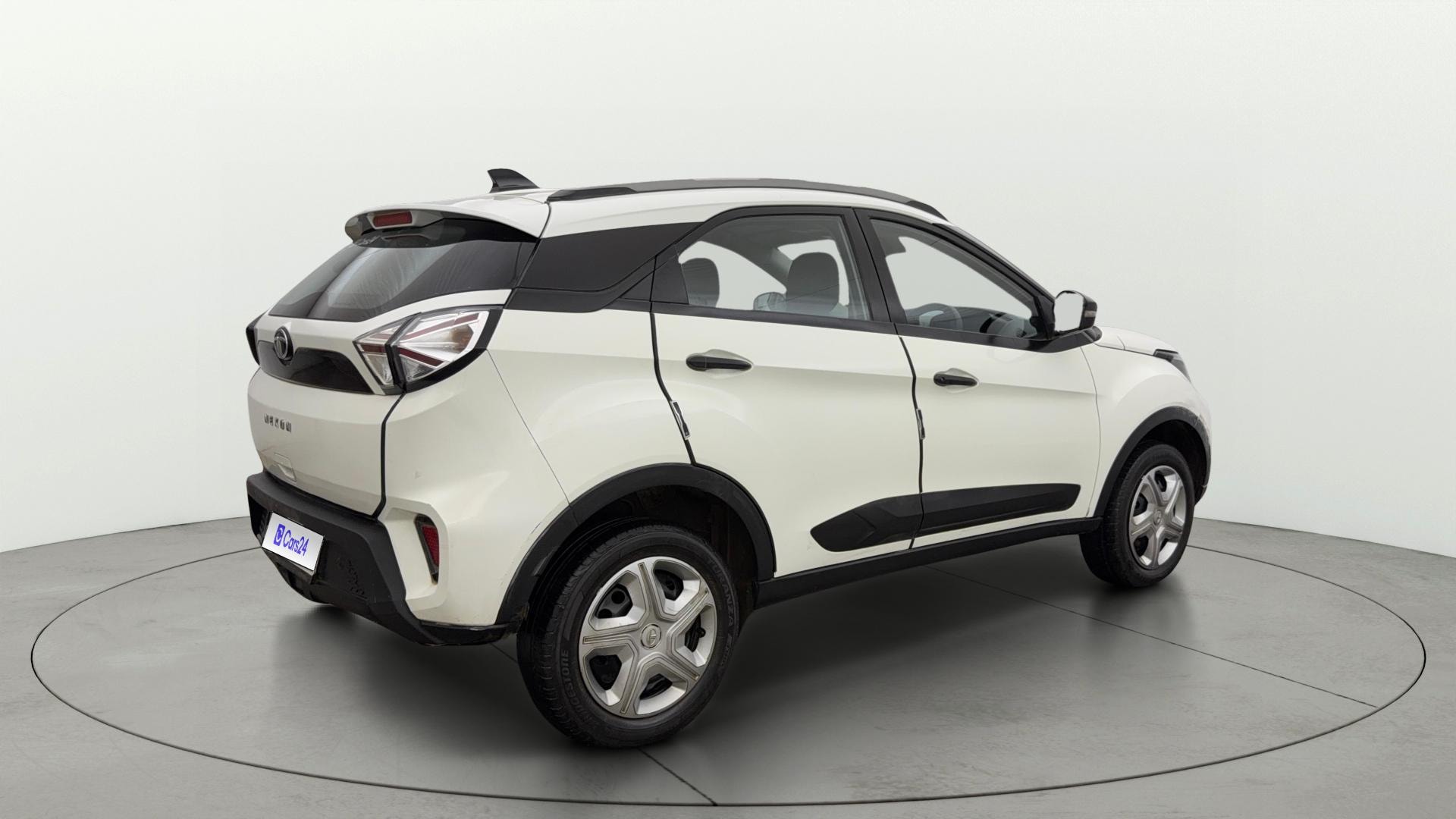 View 2022 Tata Nexon Revotron XE Image 44 Used 2022 Tata Nexon Revotron XE Image 44