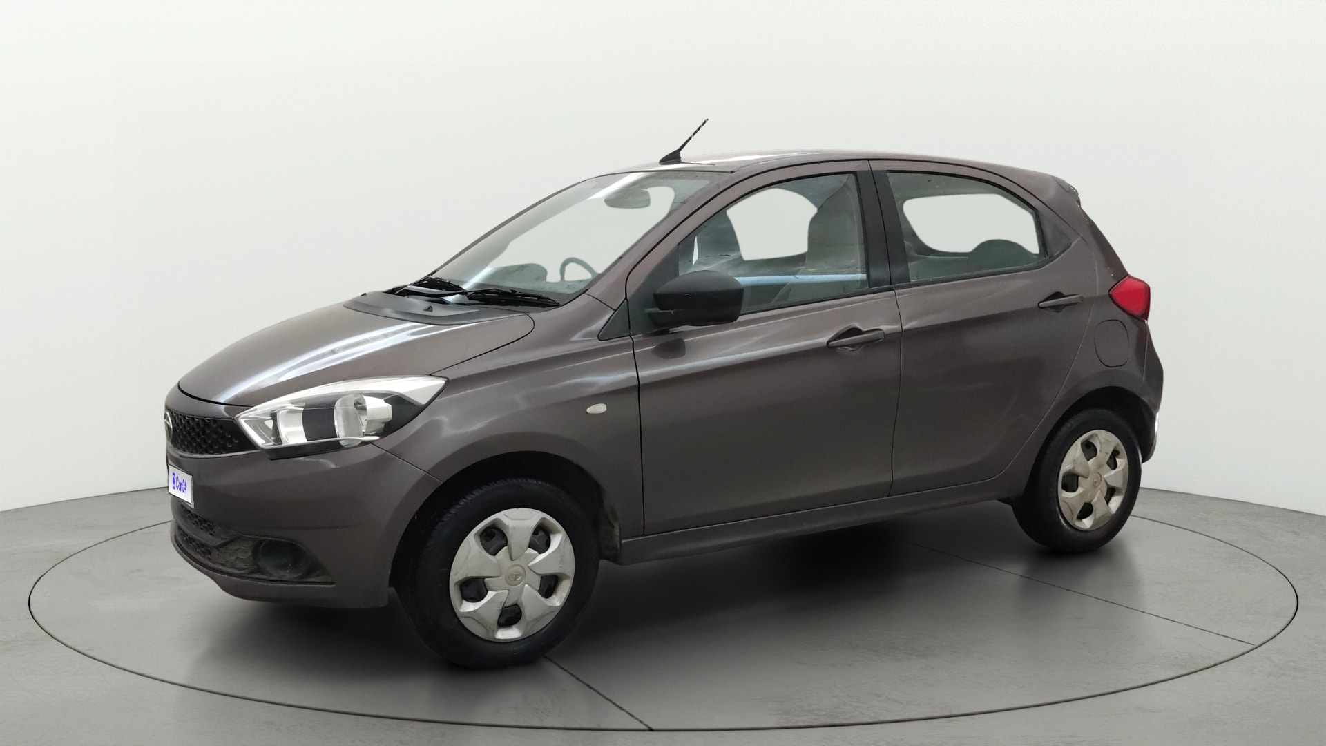 View 2016 Tata Tiago Revotorq XB Image 34 Used 2016 Tata Tiago Revotorq XB Image 34