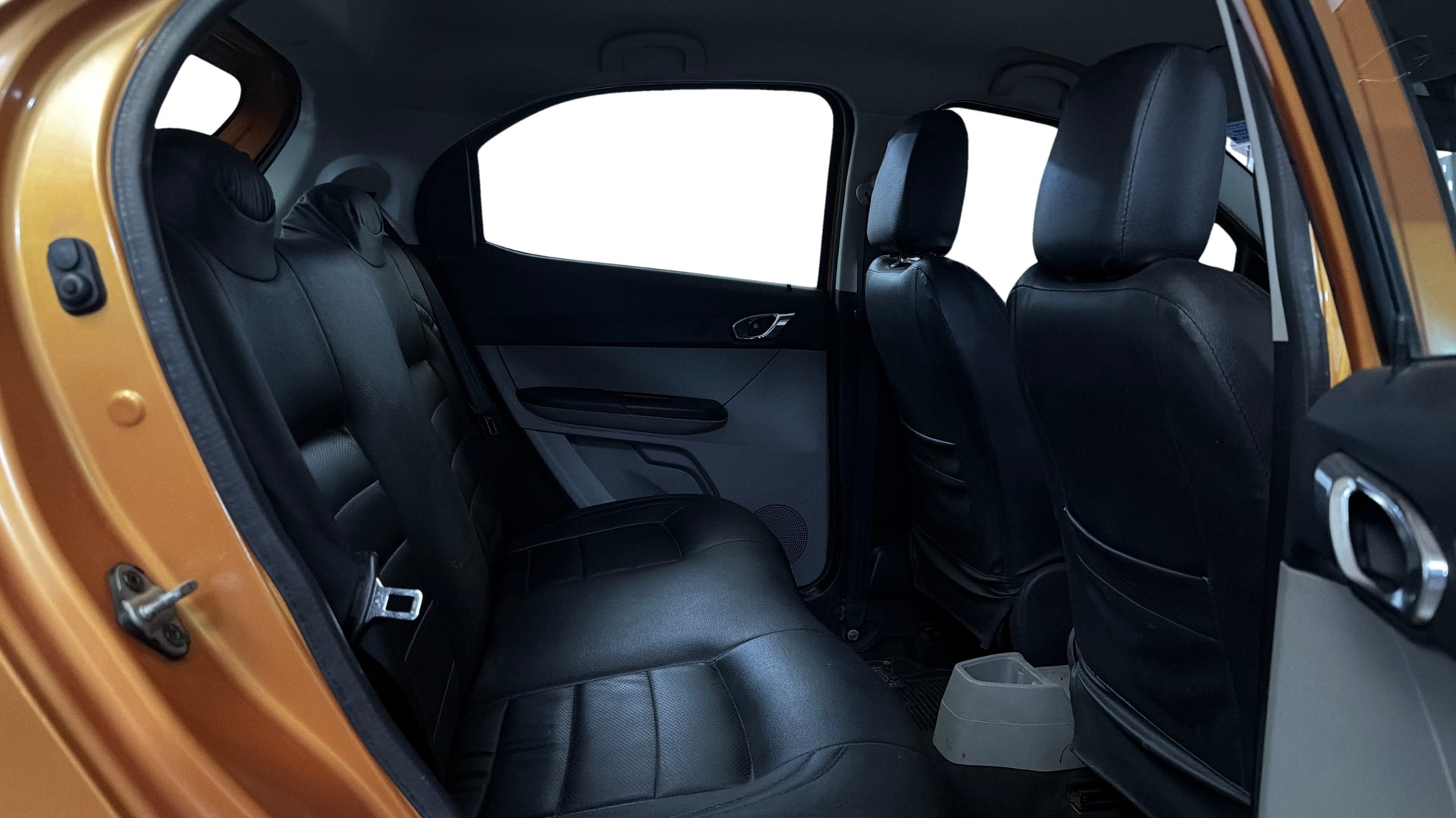 View 2019 Tata Tiago Revotorq XB Image 28 Used 2019 Tata Tiago Revotorq XB Image 28