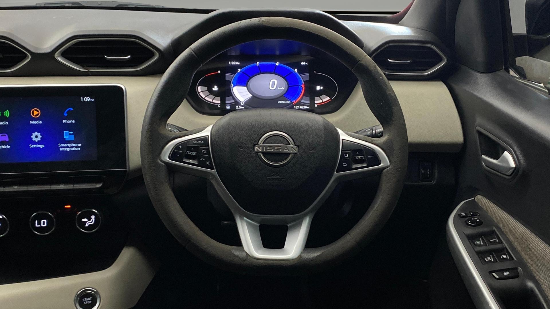 Used 2021 Nissan Magnite Used 2021 Nissan Magnite