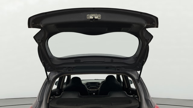 View Hyundai Grand i10 Image 16 Used Hyundai Grand i10 Image 16