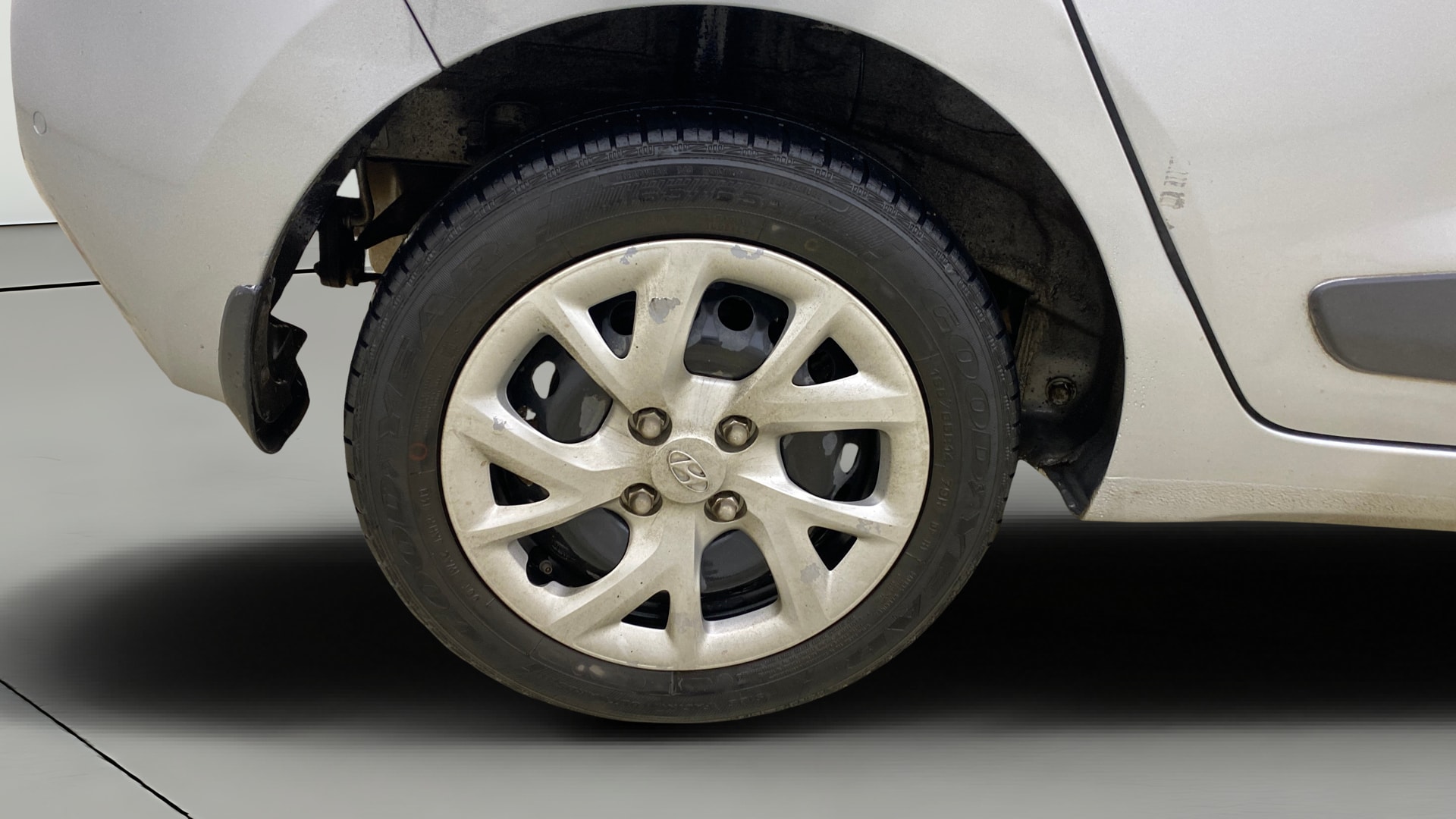 View 2019 Hyundai Grand i10 Sportz 1.2 Kappa Image 24 Used 2019 Hyundai Grand i10 Sportz 1.2 Kappa Image 24