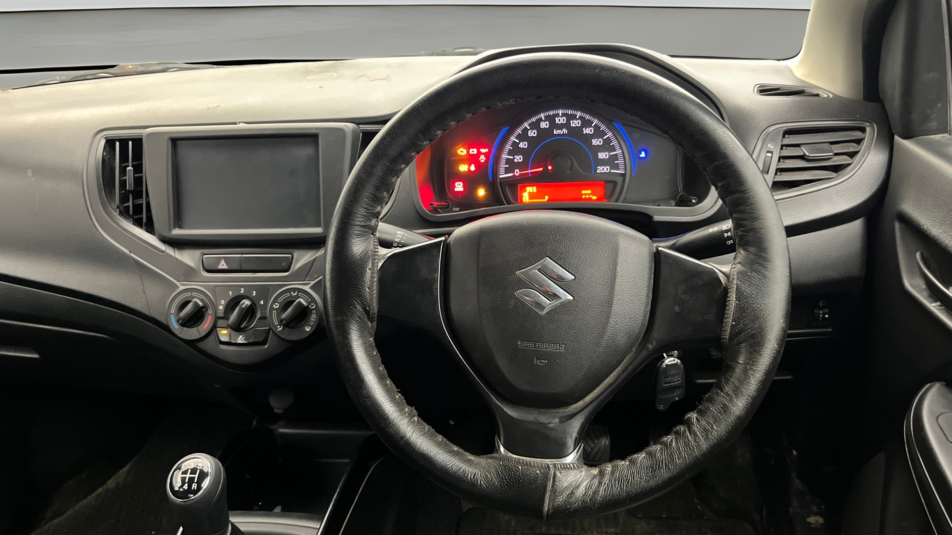 View 2016 Maruti Suzuki 1000 Base Variant Image 20 Used 2016 Maruti Suzuki 1000 Base Variant Image 20