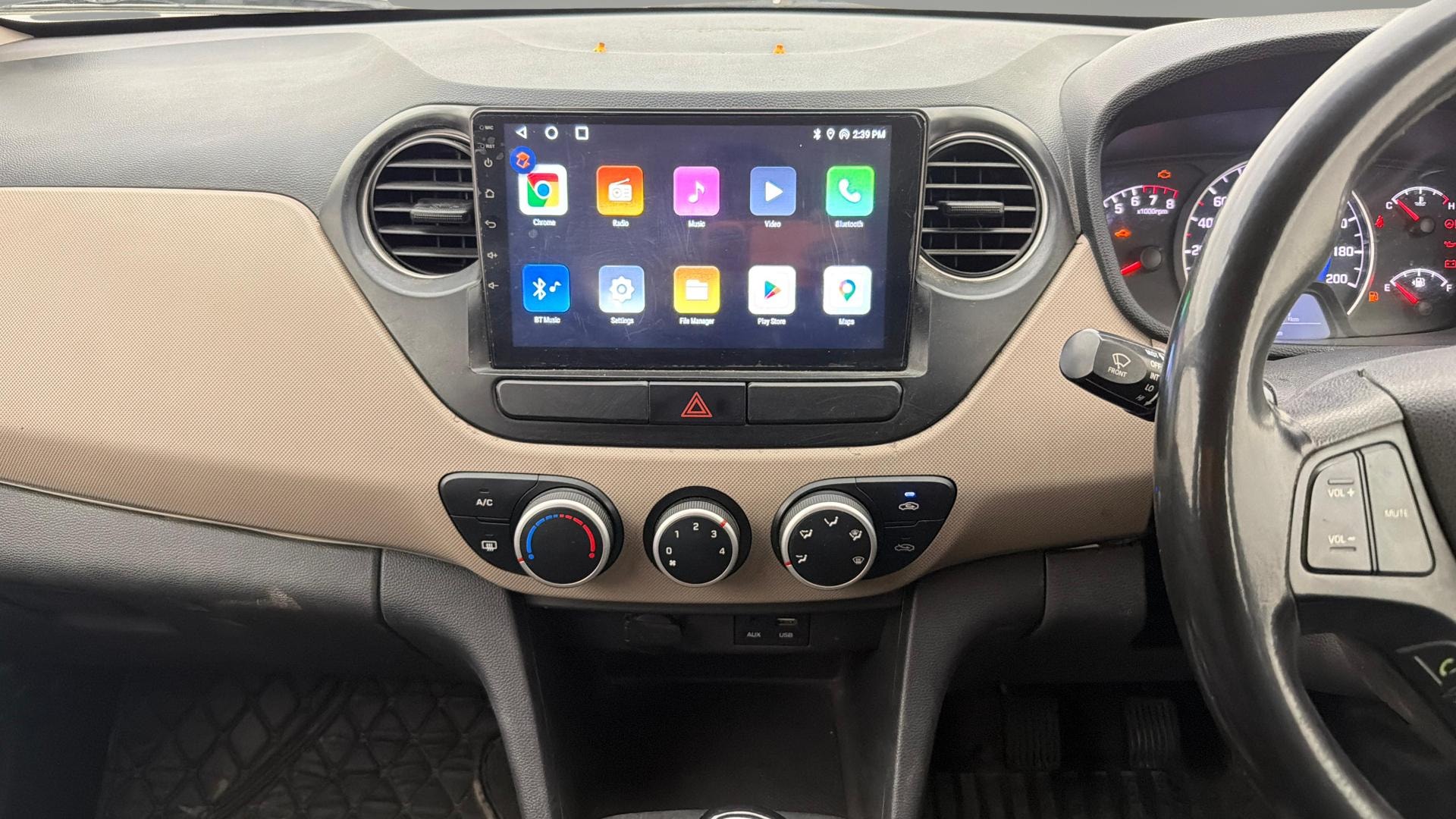 View 2018 Hyundai Grand i10 Sportz 1.2 Kappa Image 17 Used 2018 Hyundai Grand i10 Sportz 1.2 Kappa Image 17