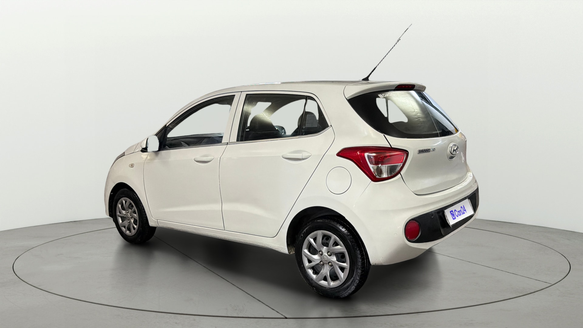 Used 2018 Hyundai Grand i10 Used 2018 Hyundai Grand i10