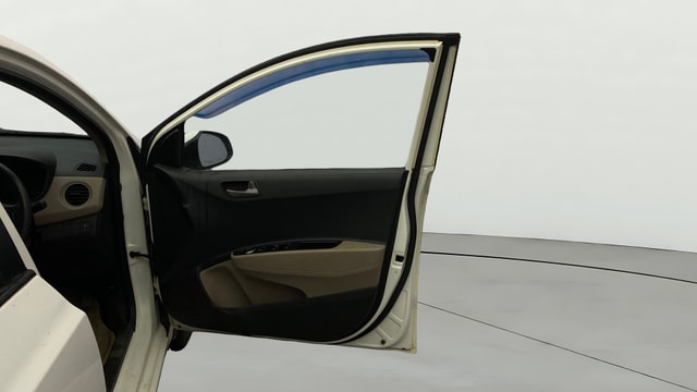 View Hyundai Xcent Image 43 Used Hyundai Xcent Image 43