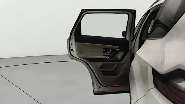 View Tata Safari Image 16 Used Tata Safari Image 16