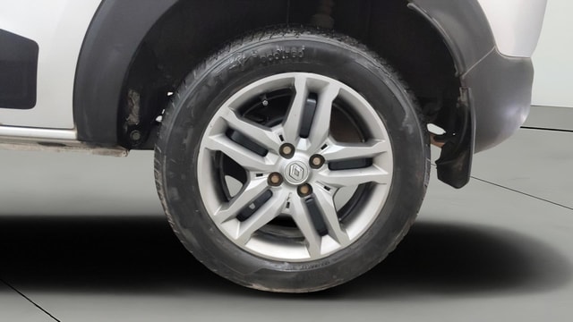 View Renault Triber Image 11 Used Renault Triber Image 11