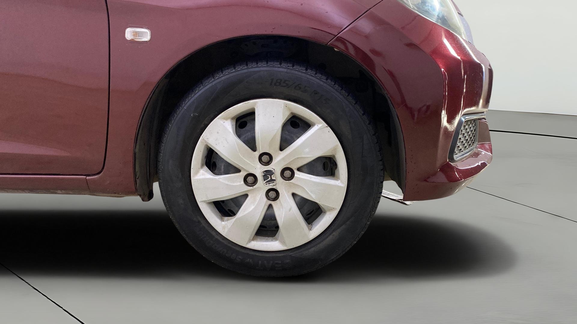View 2015 Honda Mobilio E Diesel Image 40 Used 2015 Honda Mobilio E Diesel Image 40