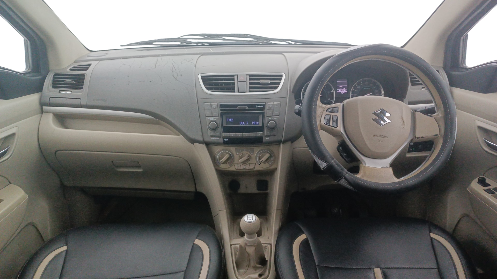 View 2016 Maruti Suzuki 1000 Base Variant Image 29 Used 2016 Maruti Suzuki 1000 Base Variant Image 29