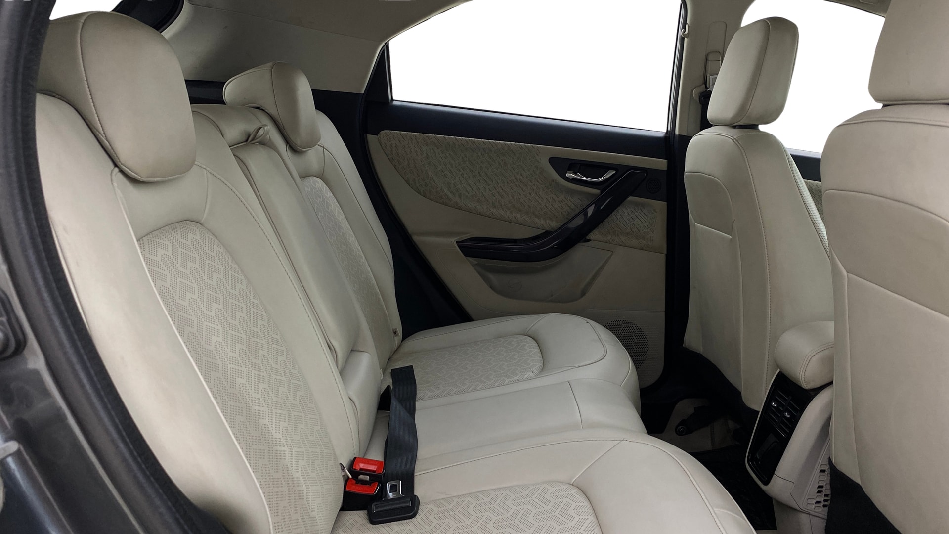 View 2022 Tata Nexon Revotorq XZA Plus AMT Image 37 Used 2022 Tata Nexon Revotorq XZA Plus AMT Image 37