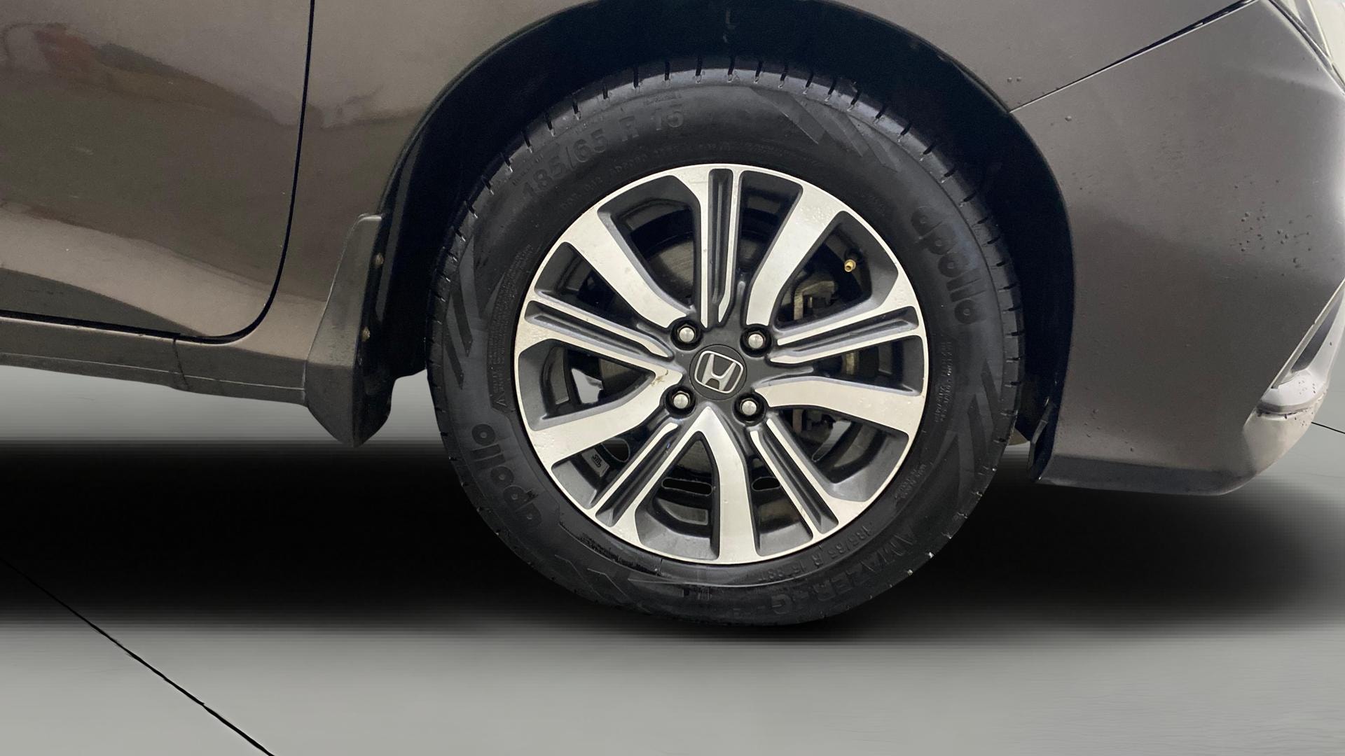 View 2017 Honda City ZX MT Diesel Anniversary Edition Image 42 Used 2017 Honda City ZX MT Diesel Anniversary Edition Image 42