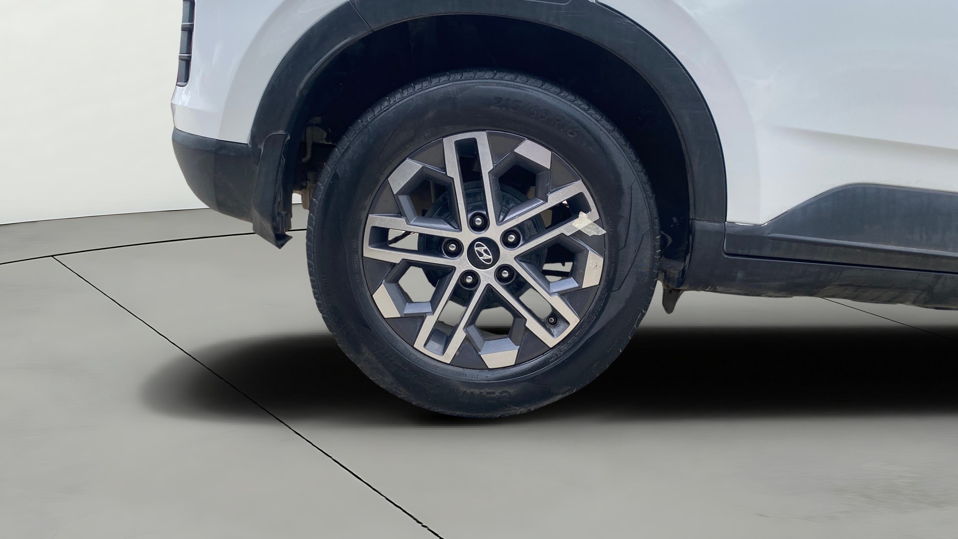 View 2023 Hyundai Venue SX (O) 1.0 Turbo Petrol DCT Image 25 Used 2023 Hyundai Venue SX (O) 1.0 Turbo Petrol DCT Image 25
