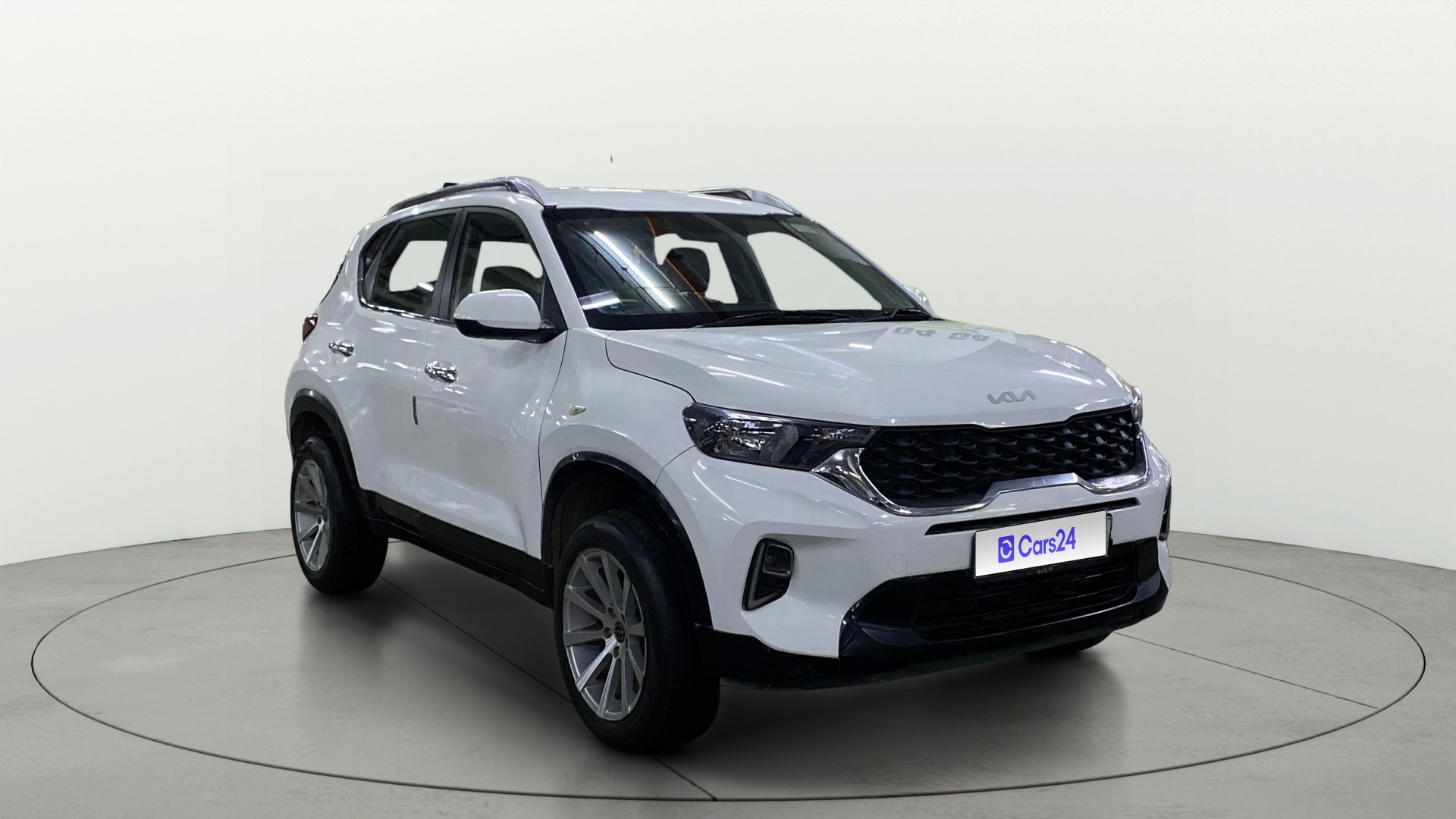 View 2022 Kia Sonet HTK Diesel Image 22 Used 2022 Kia Sonet HTK Diesel Image 22