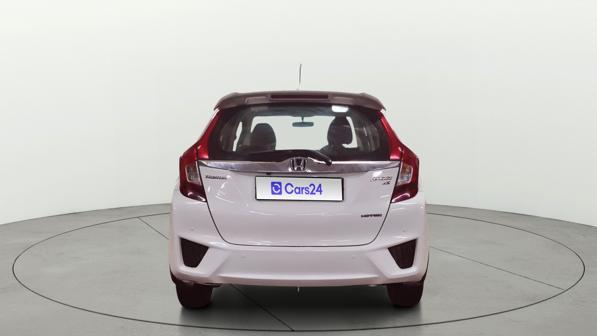 View 2016 Honda Jazz E MT Diesel Image 39 Used 2016 Honda Jazz E MT Diesel Image 39