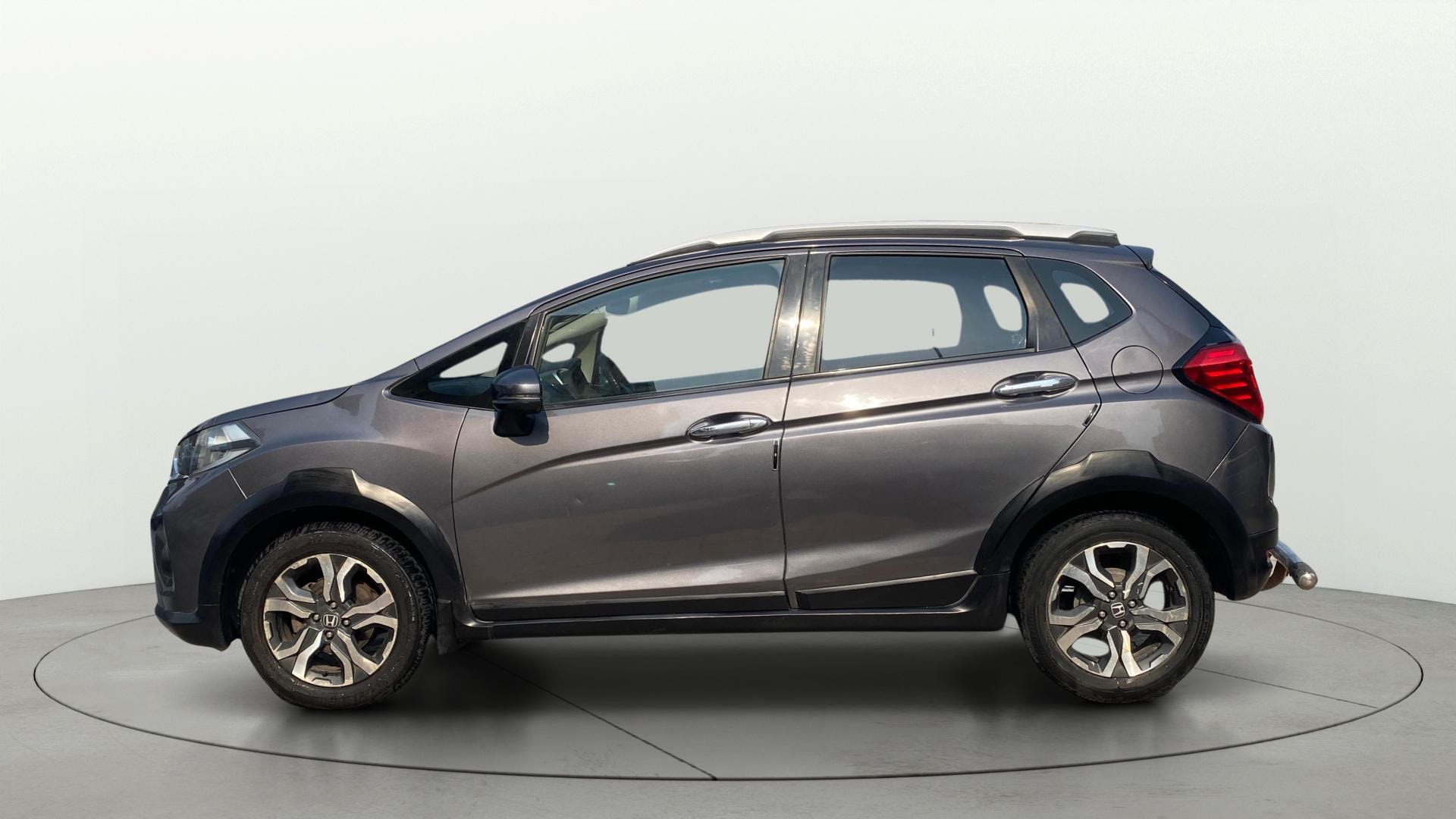View 2020 Honda WR-V S MT Diesel Edge Edition Image 26 Used 2020 Honda WR-V S MT Diesel Edge Edition Image 26