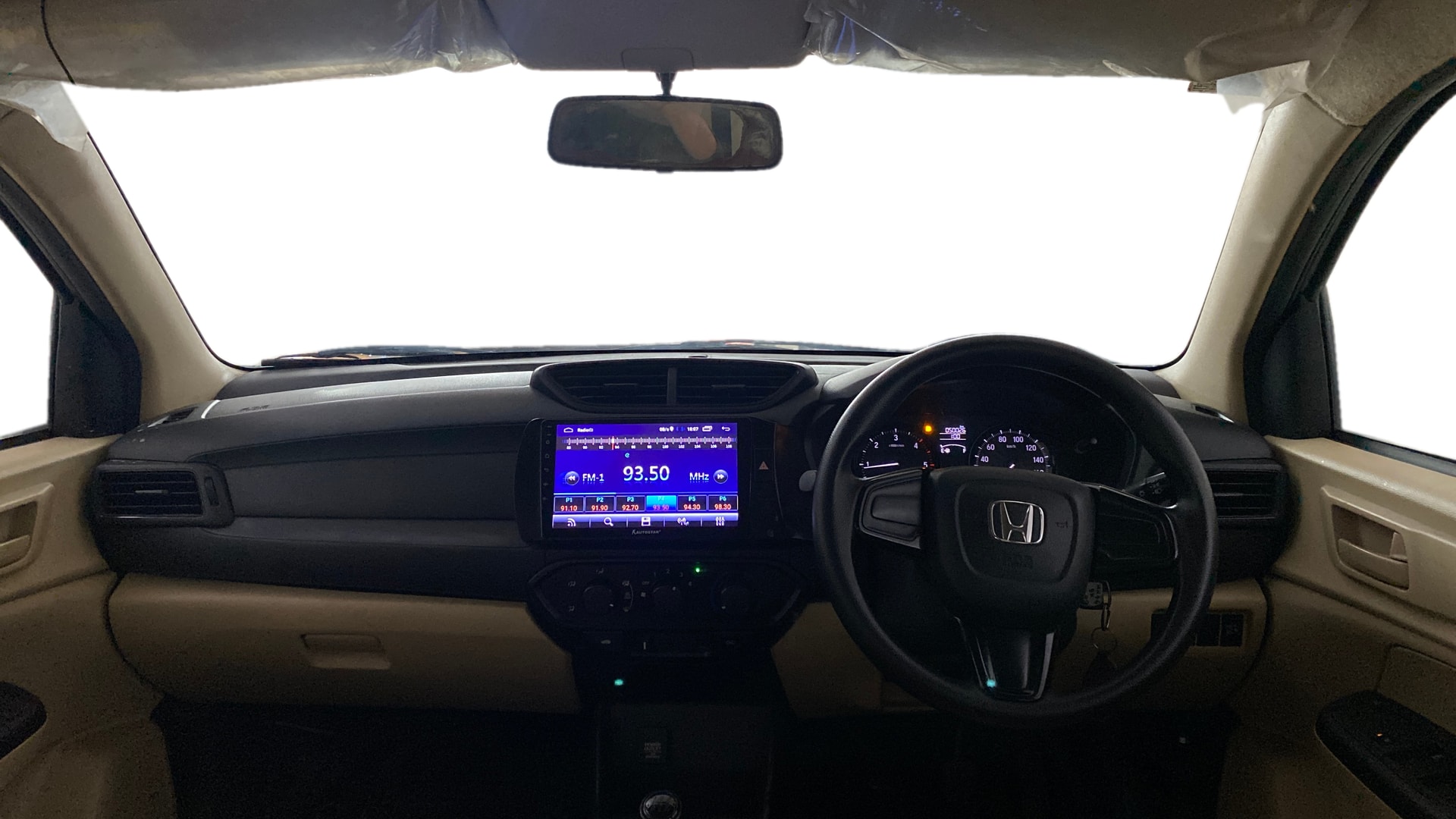 View 2018 Honda Amaze E MT Petrol BS IV Image 15 Used 2018 Honda Amaze E MT Petrol BS IV Image 15