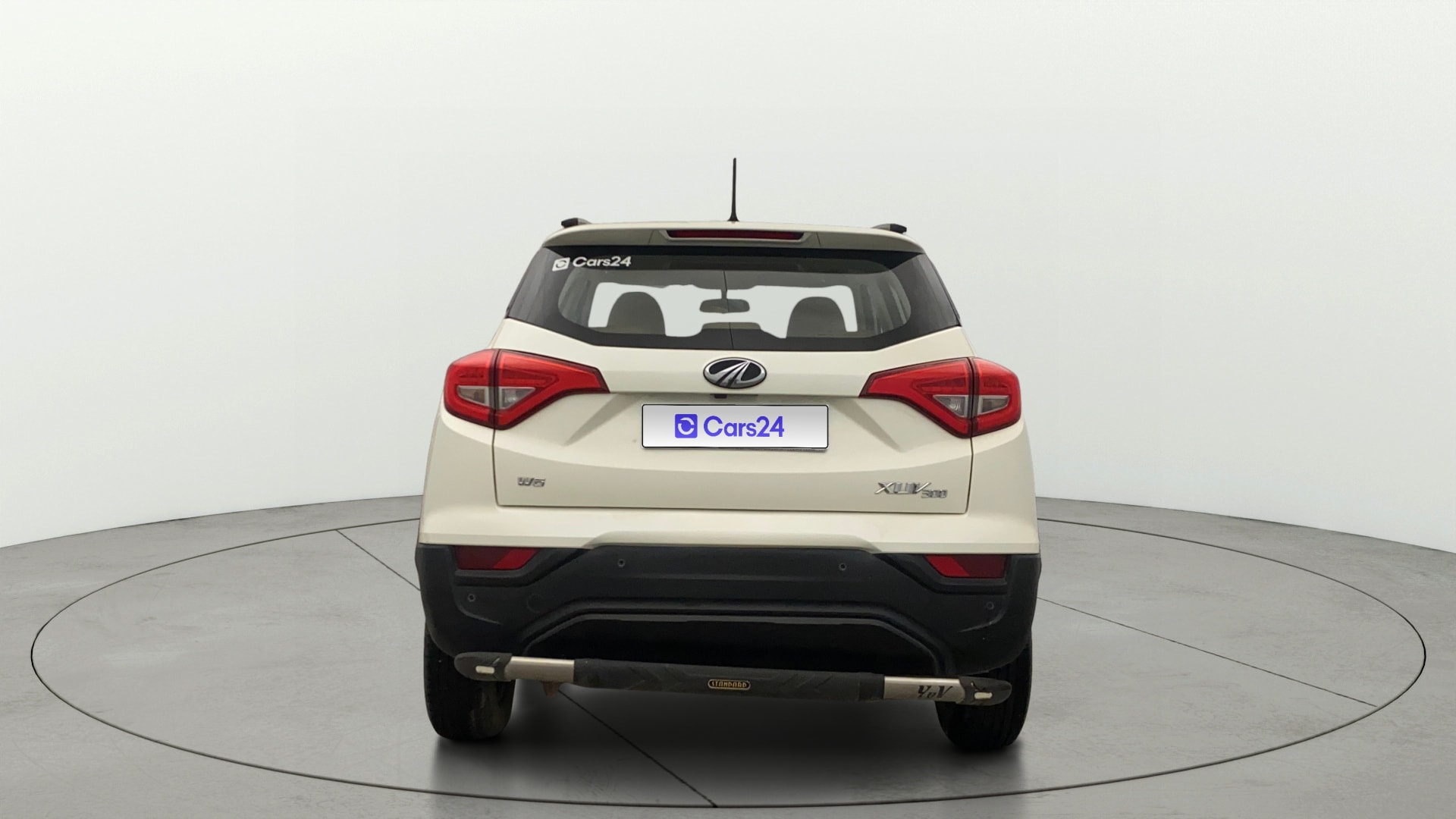View 2020 Mahindra XUV300 W4 Petrol BS IV Image 39 Used 2020 Mahindra XUV300 W4 Petrol BS IV Image 39