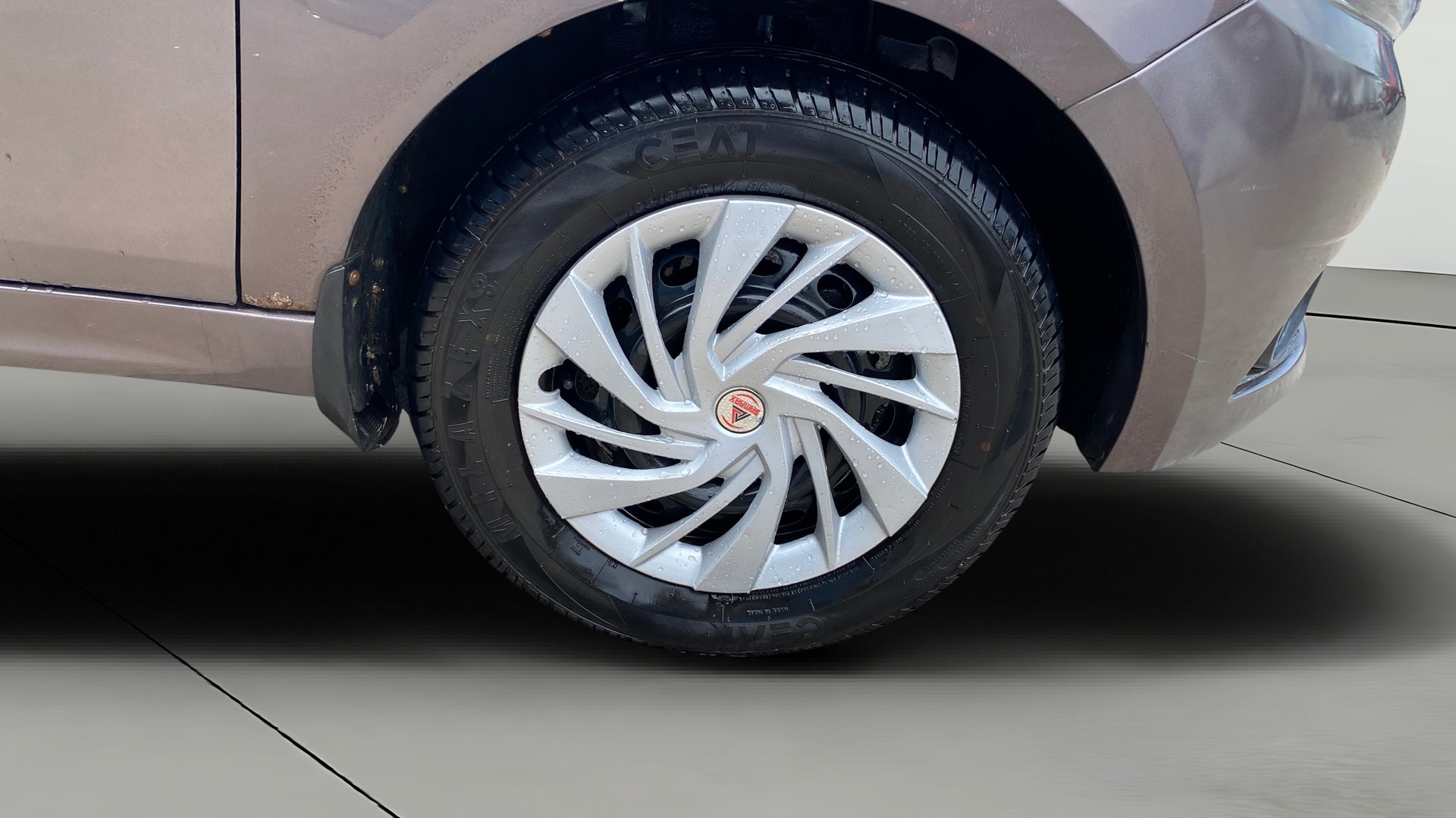 View 2017 Tata Tiago Revotorq XB Image 39 Used 2017 Tata Tiago Revotorq XB Image 39