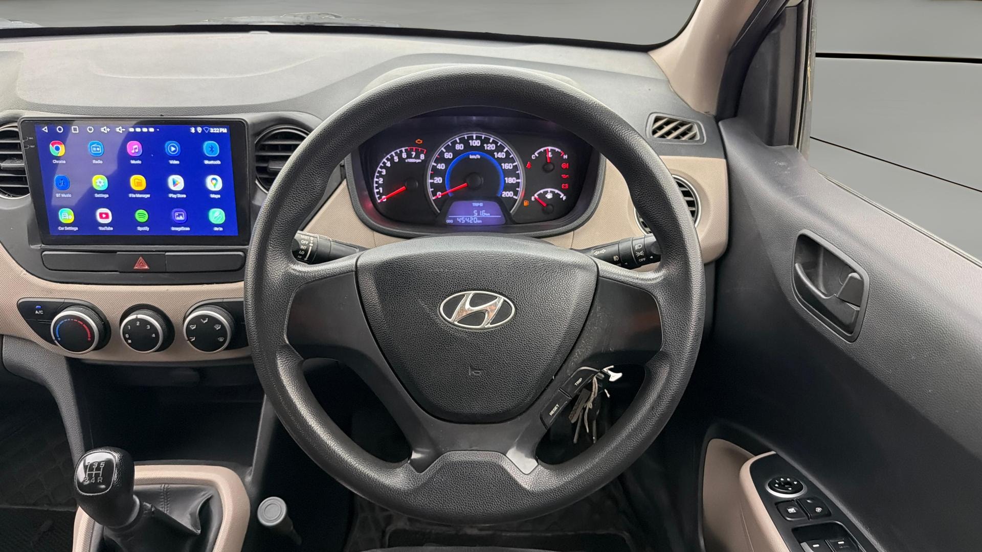 Used 2015 Hyundai Grand i10 Used 2015 Hyundai Grand i10