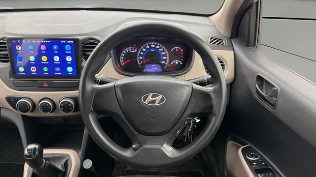 View Hyundai Grand i10 Image 20 Used Hyundai Grand i10 Image 20