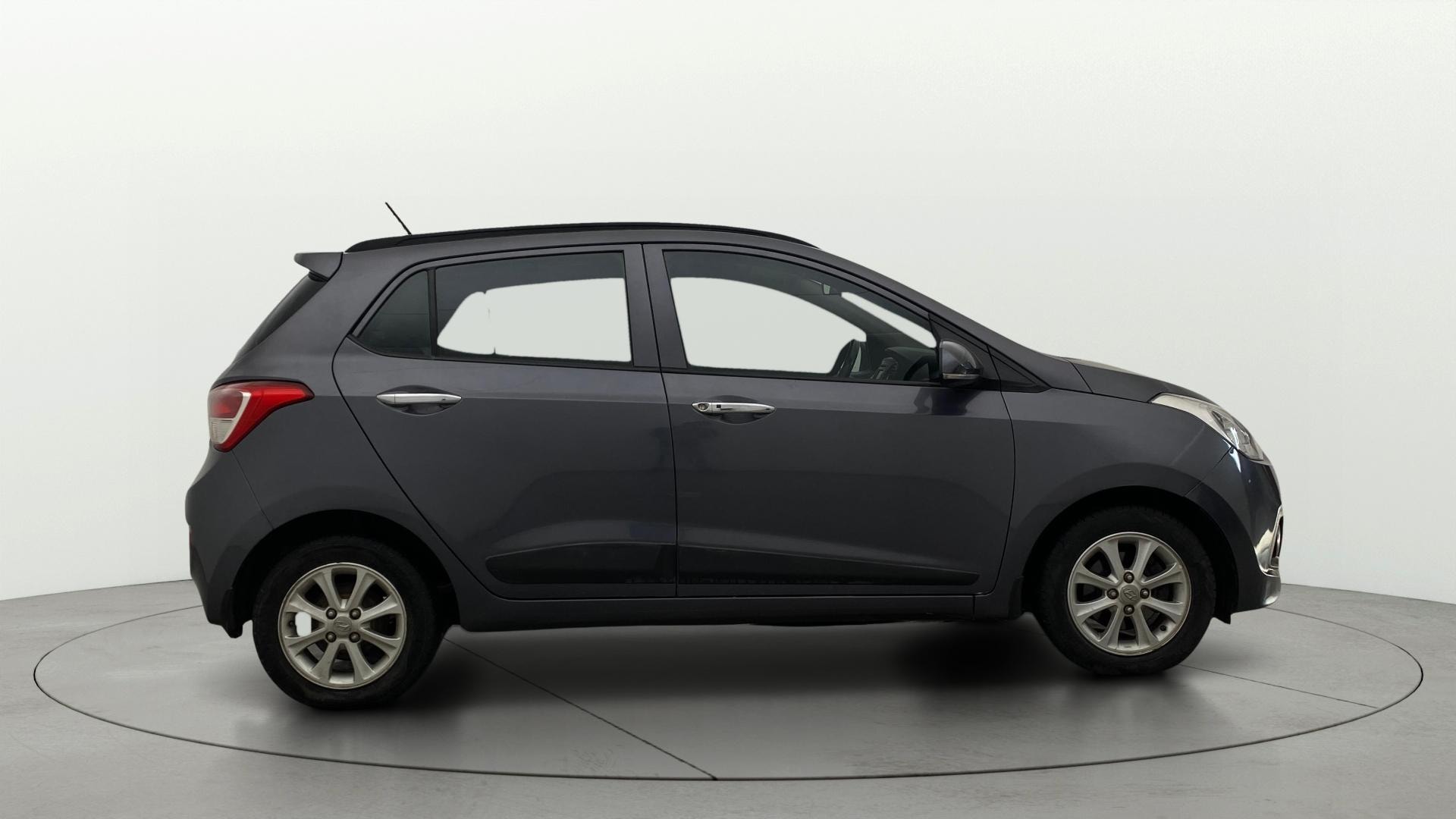 View 2015 Hyundai Grand i10 Asta AT 1.2 Kappa VTVT Image 8 Used 2015 Hyundai Grand i10 Asta AT 1.2 Kappa VTVT Image 8