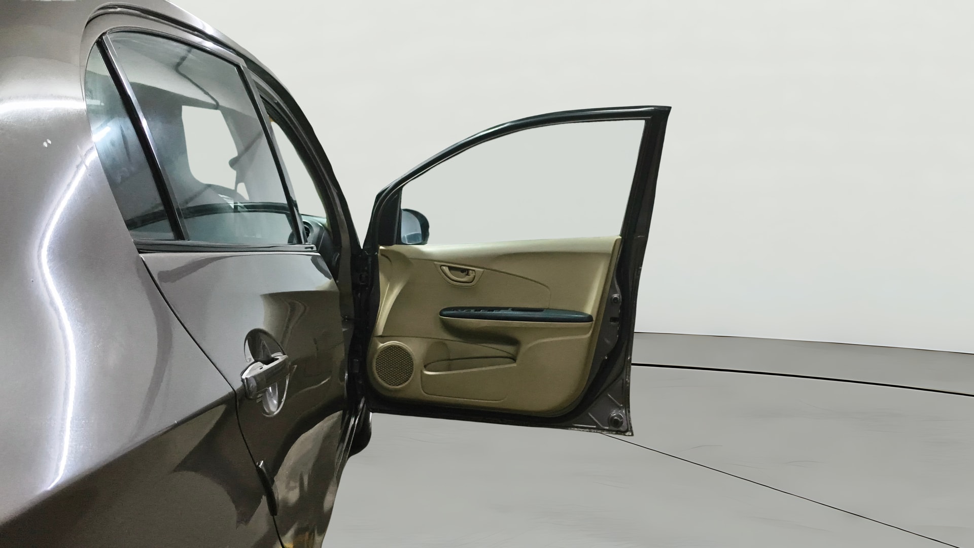 View 2015 Honda Amaze E MT Petrol BS IV Image 45 Used 2015 Honda Amaze E MT Petrol BS IV Image 45