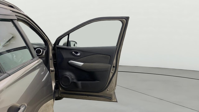 View Nissan Kicks Image 46 Used Nissan Kicks Image 46