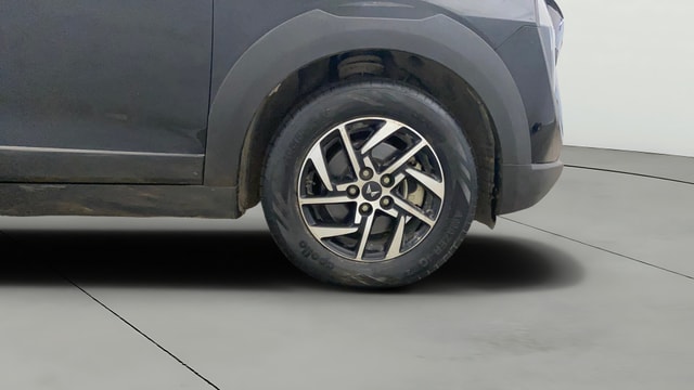 View Mahindra XUV 3XO Image 45 Used Mahindra XUV 3XO Image 45