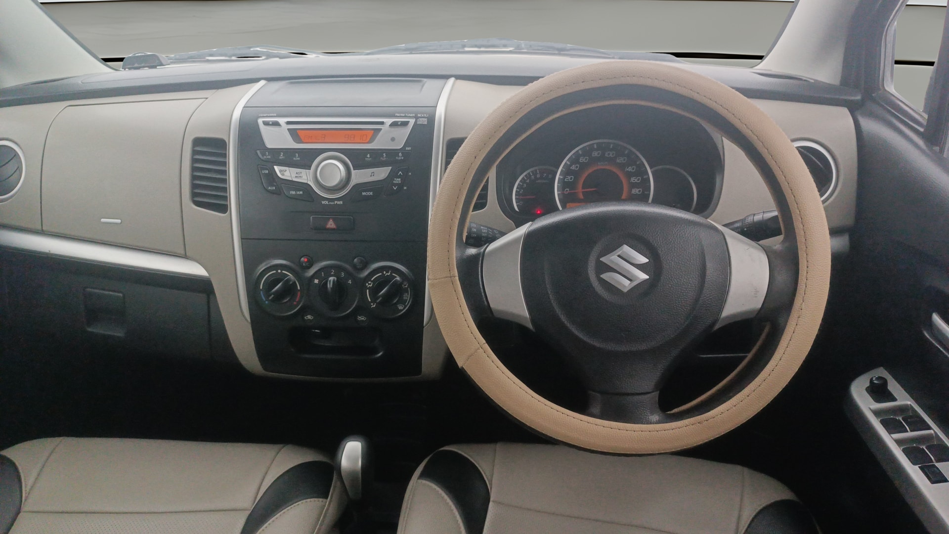View 2016 Maruti Suzuki 1000 Base Variant Image 20 Used 2016 Maruti Suzuki 1000 Base Variant Image 20