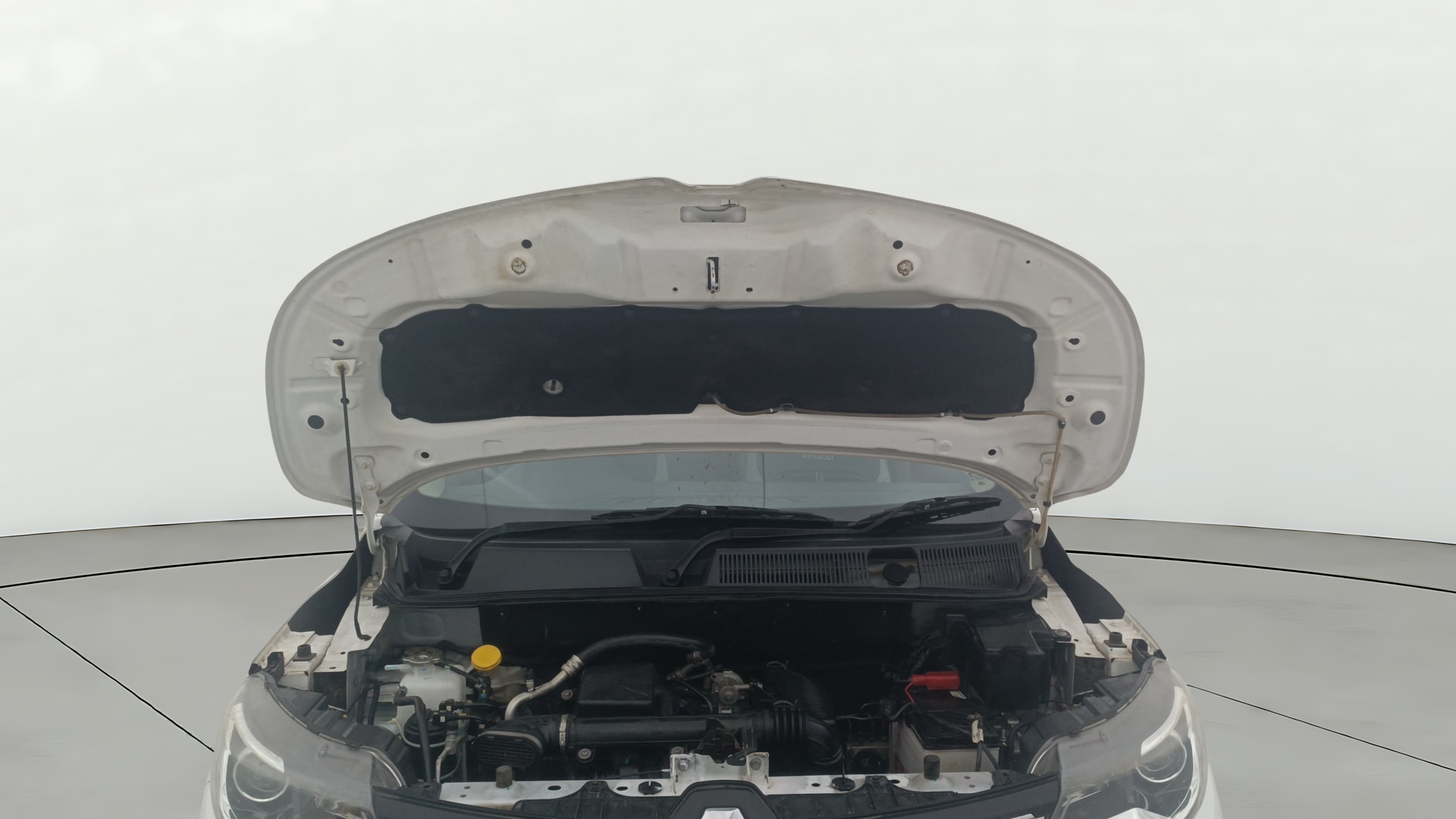 View 2020 Renault Triber RXZ AMT Image 20 Used 2020 Renault Triber RXZ AMT Image 20
