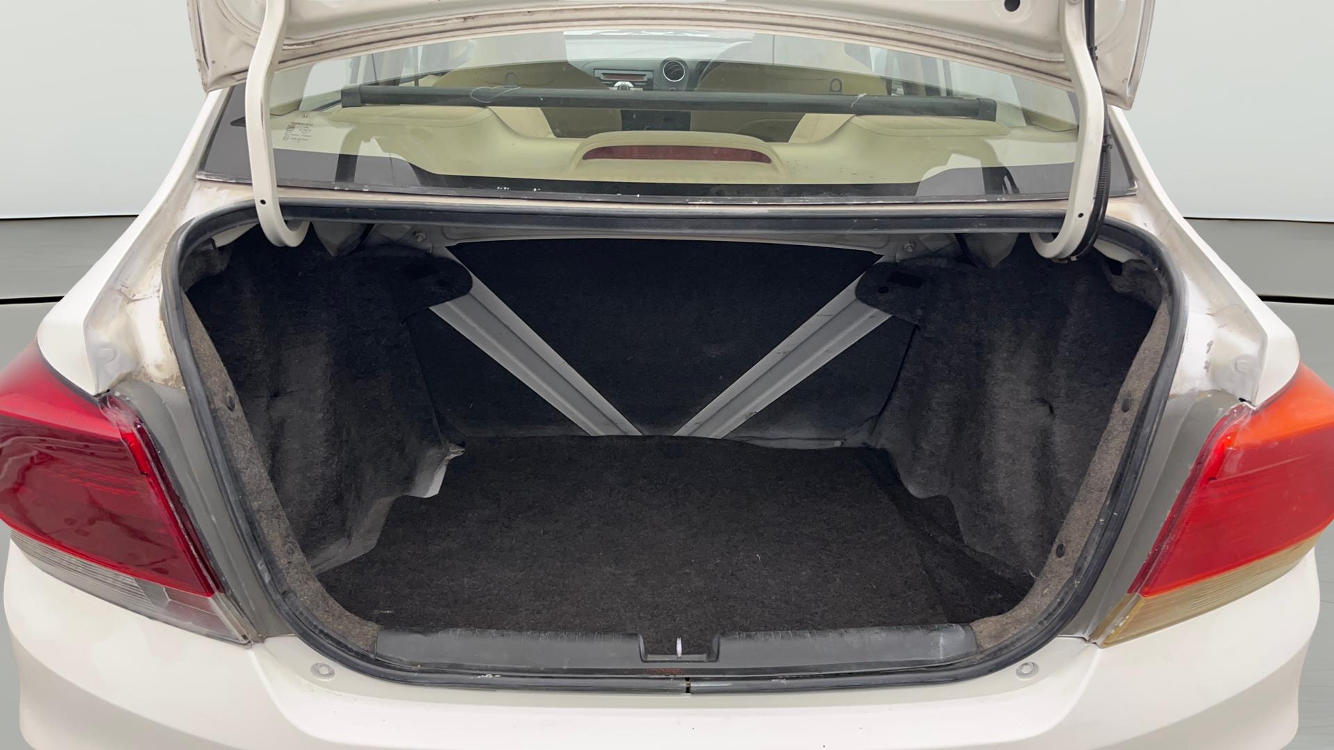 View 2015 Honda Amaze E MT Petrol BS IV Image 36 Used 2015 Honda Amaze E MT Petrol BS IV Image 36